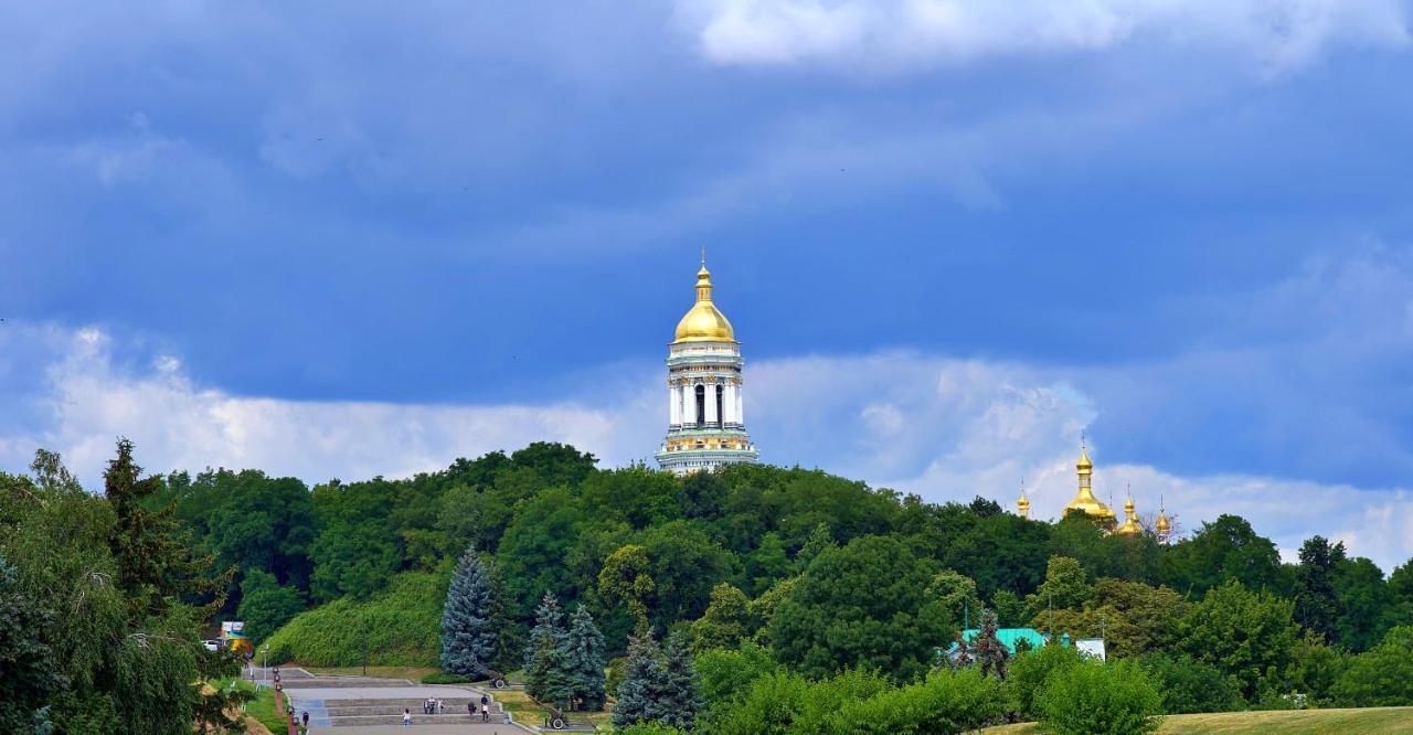 Great View Apartaments Near Lavra Київ Екстер'єр фото